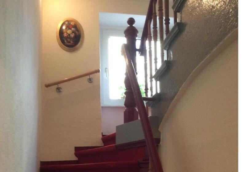 فندق Am Sudenburger Hof