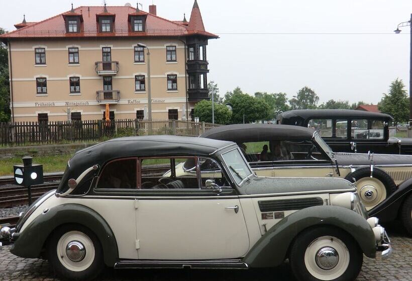 ホテル Bb Bahnhof Bertsdorf