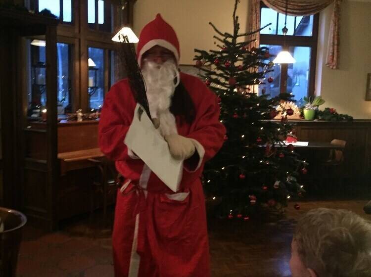 ホテル Bb Bahnhof Bertsdorf