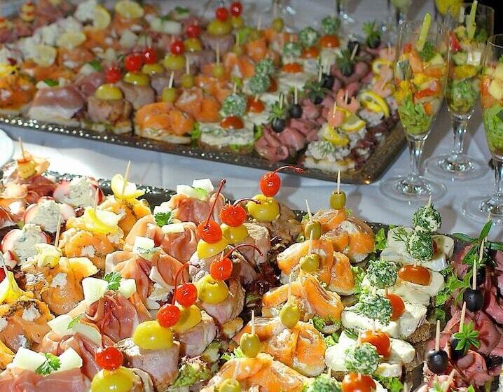 ホテル Bb Bahnhof Bertsdorf