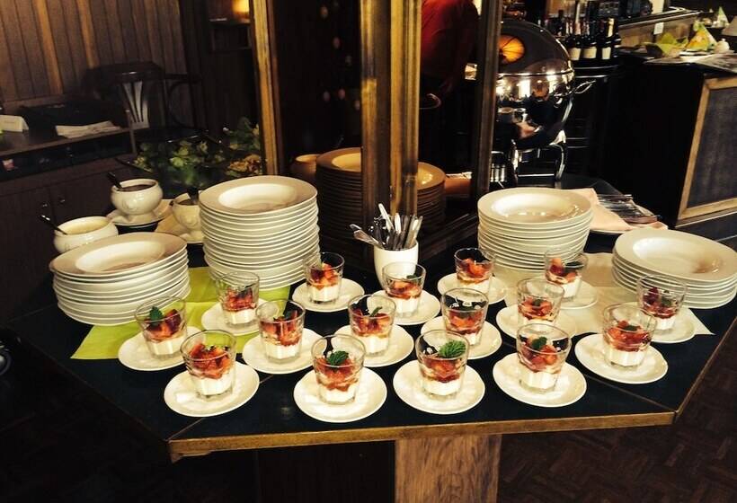 ホテル Bb Bahnhof Bertsdorf