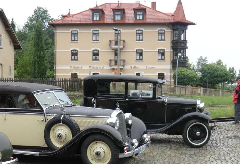 ホテル Bb Bahnhof Bertsdorf