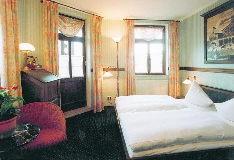 ホテル Bb Bahnhof Bertsdorf