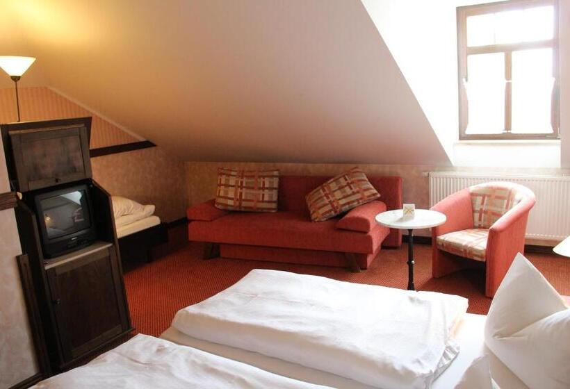 ホテル Bb Bahnhof Bertsdorf