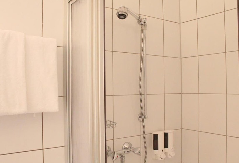 בית מלון כפרי Brunnen