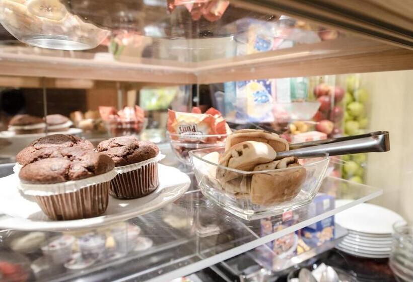 호텔 Cafe Hoyer Pension Und Appartements