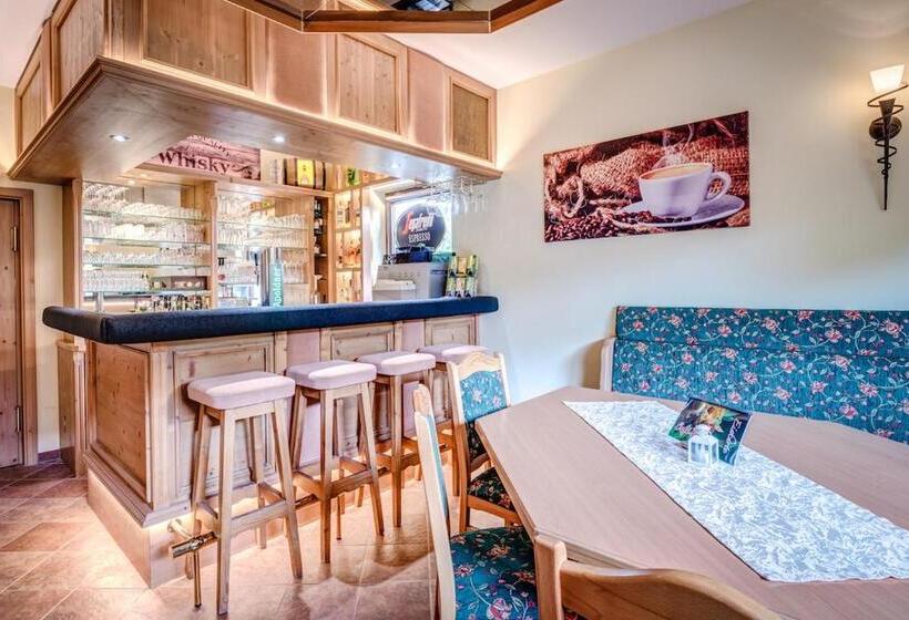 호텔 Cafe Hoyer Pension Und Appartements