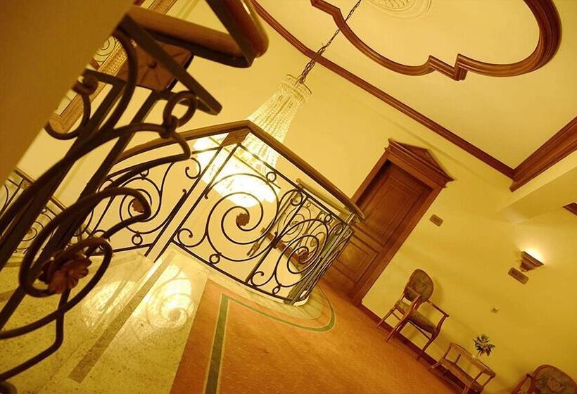 ホテル Drei Schwanen  Ristorante Due Fratelli