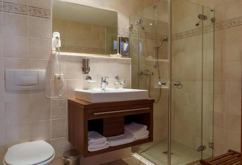 Отель Ettrich & Elbresort Rathen