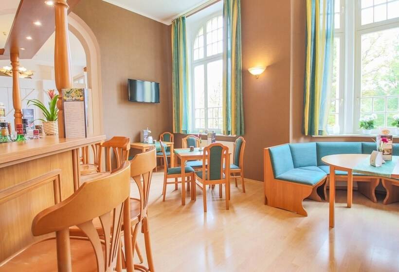 Ferien Hotel Villa Südharz