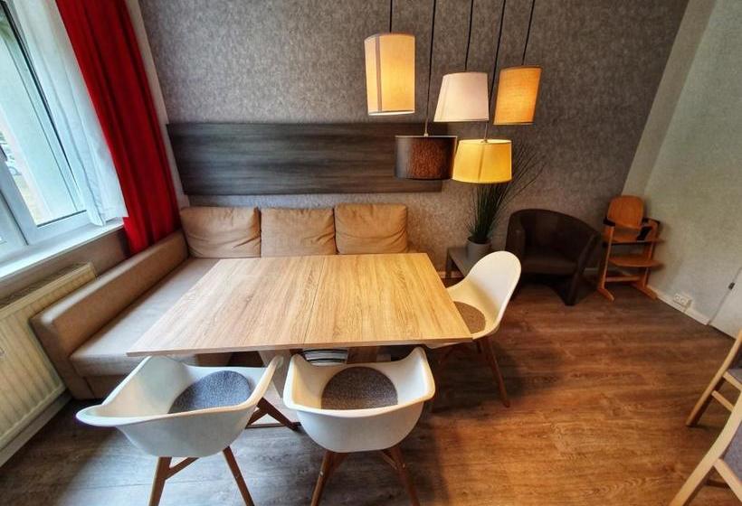 Komfort Ferienwohnungen Zwenkauer See