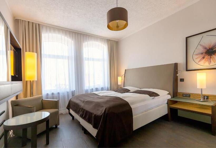 Отель Garni Am Domplatz