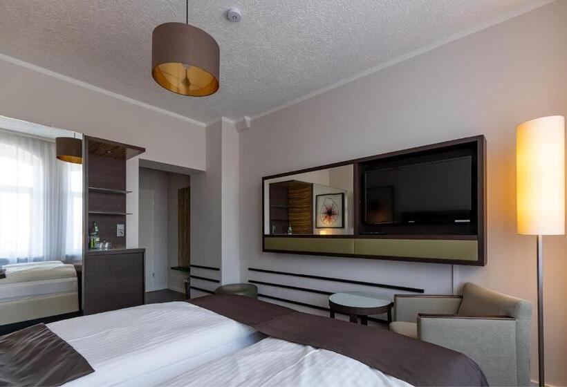 Отель Garni Am Domplatz