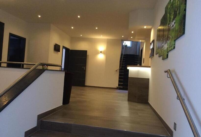 בית מלון כפרי Garni Reis