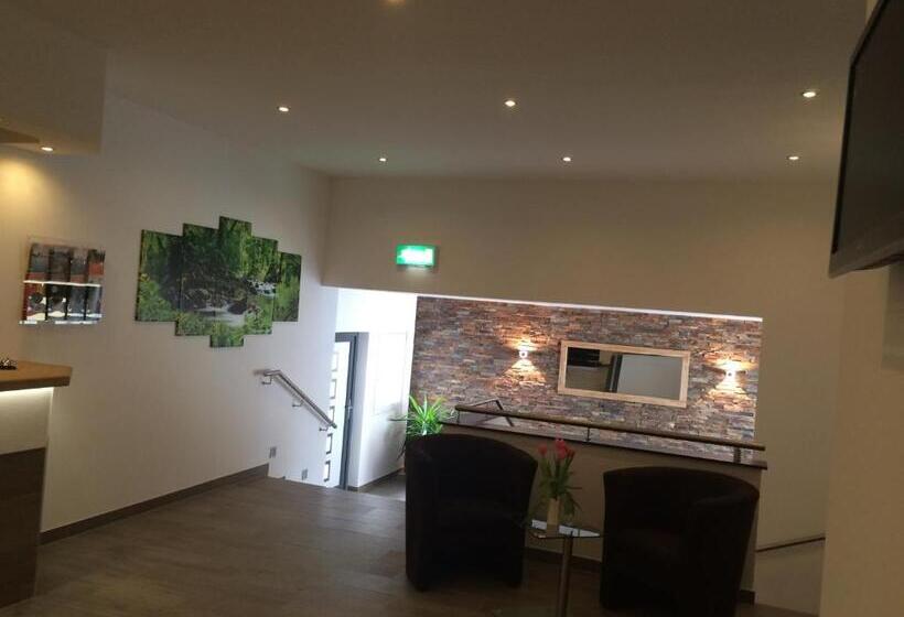 בית מלון כפרי Garni Reis