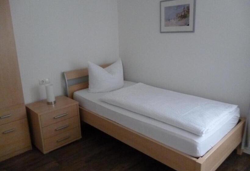 בית מלון כפרי Garni Reis