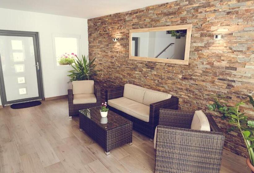 בית מלון כפרי Garni Reis