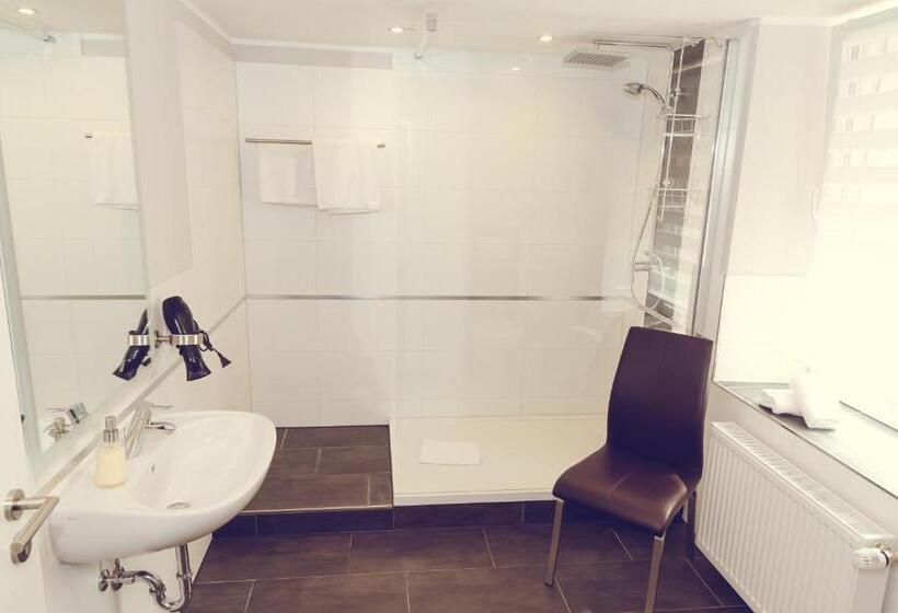 בית מלון כפרי Garni Reis