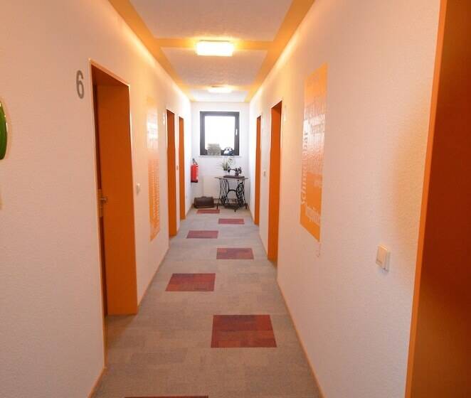 هتل Garni Schäfer