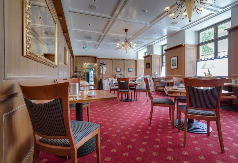 ホテル Gasthaus Zum Schwan