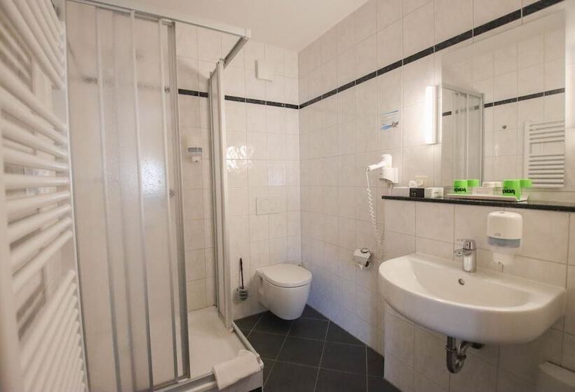 ホテル Gasthaus Zum Schwan