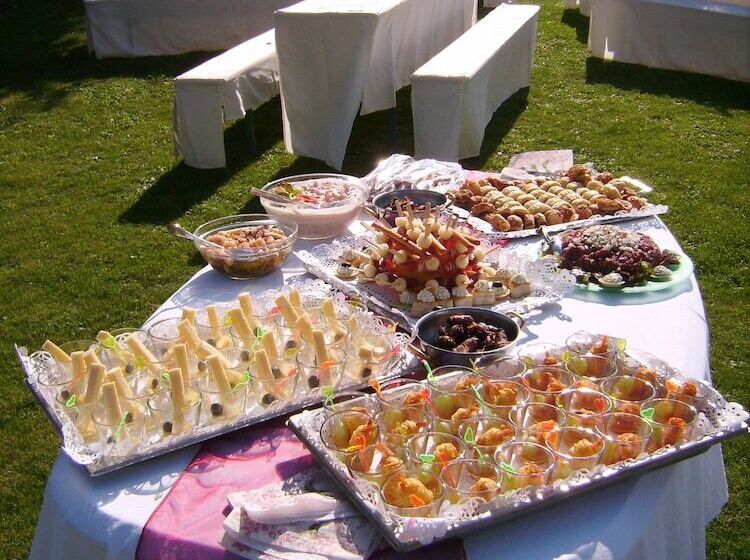 Отель Goldbachel