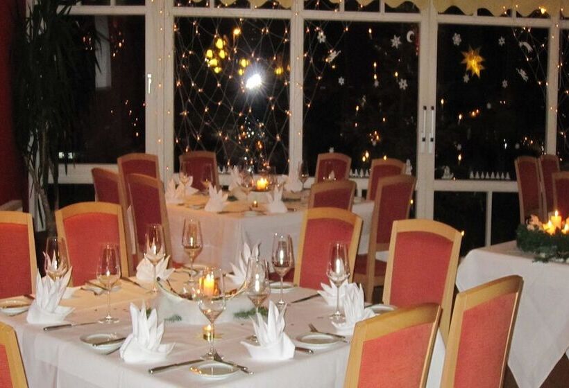 Отель Goldbachel