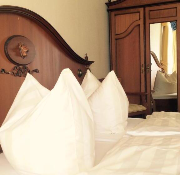 فندق Goldner Loewe