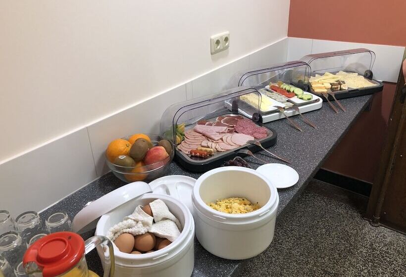 호텔 Haus Des Volkes  Das Bauhaus