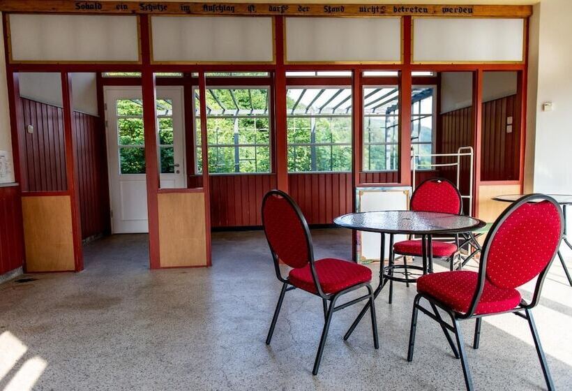 호텔 Haus Des Volkes  Das Bauhaus