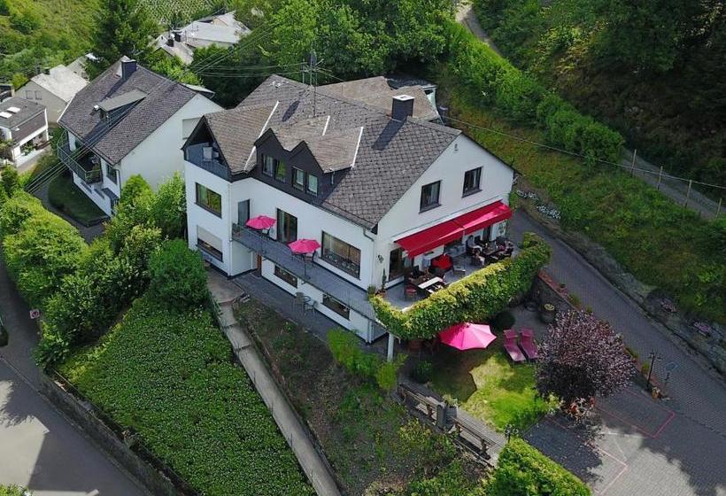 Отель Haus Grünewald