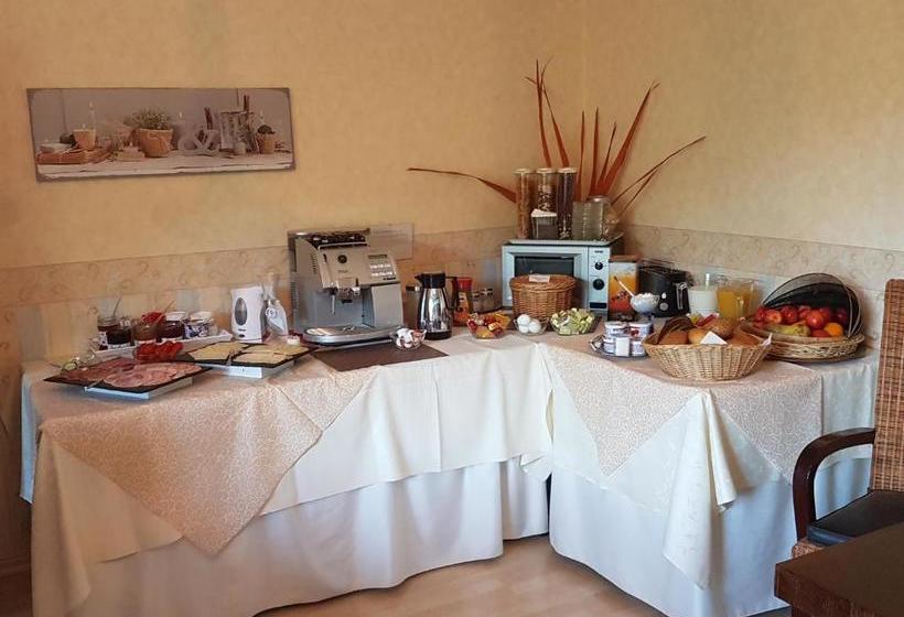 Отель Haus Grünewald