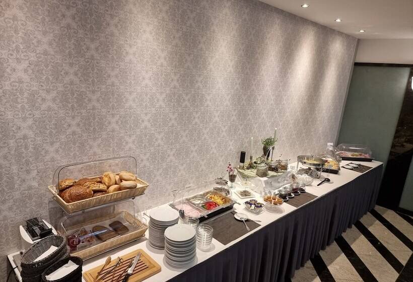 Отель Haus Hennesburg, Garni