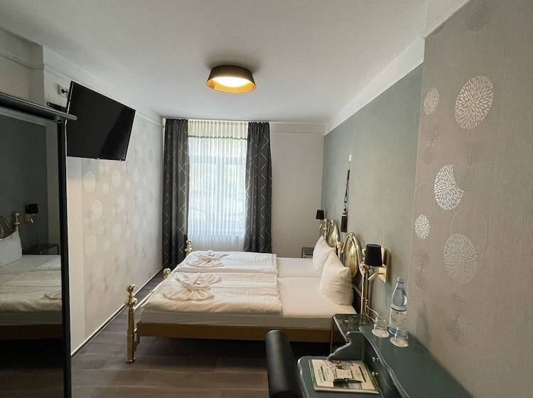 Отель Haus Hennesburg, Garni