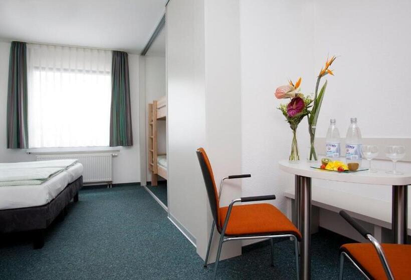 ホテル Jugendherberge Köln Deutz