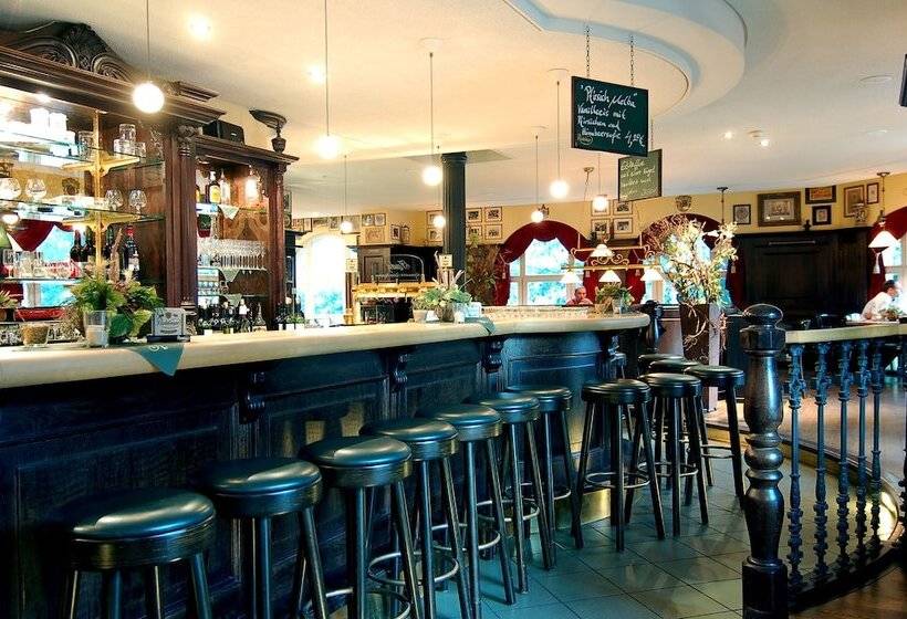 Отель Kaiserhof