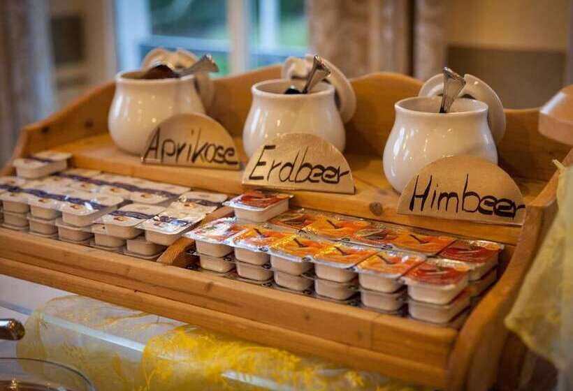 Landhotel Weserblick