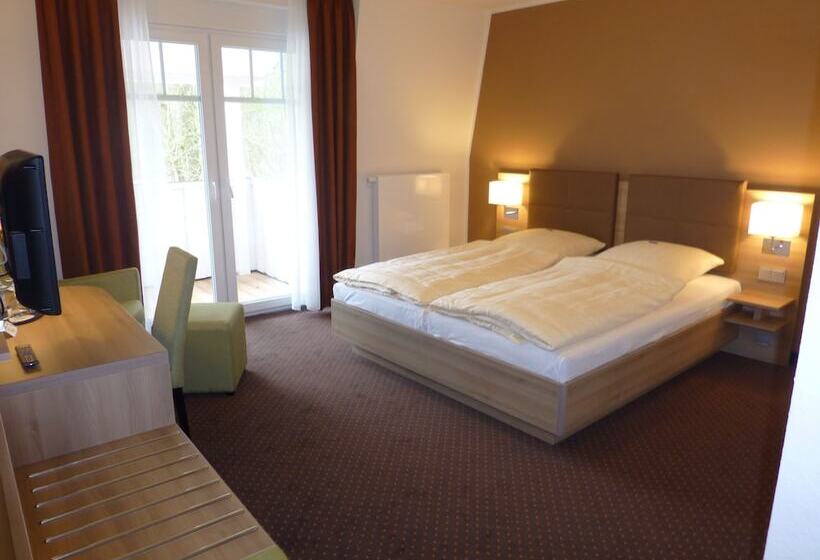 ホテル Landgasthof Zum Grünen Walde