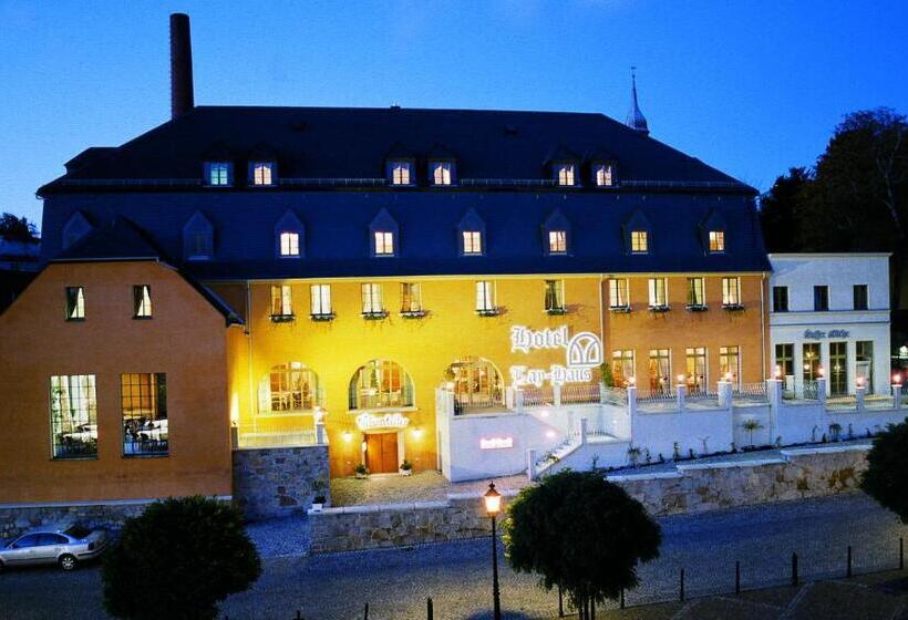 בית מלון כפרי Lay Haus