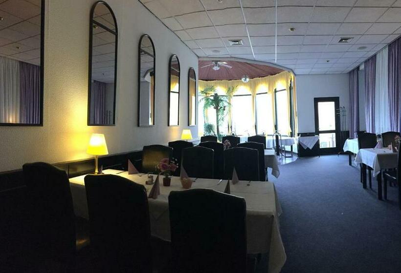 Отель Lindenhof