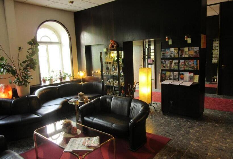 Отель Lindenhof