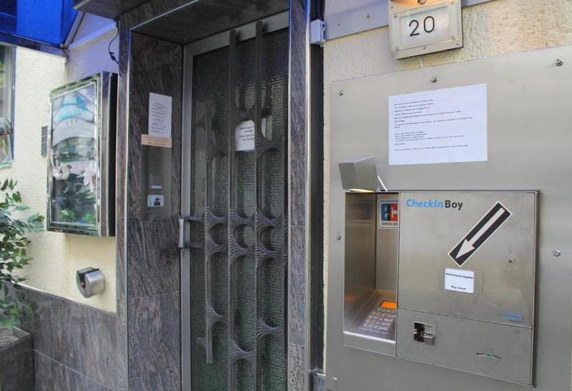 בית מלון כפרי Müller Köln