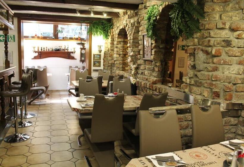 בית מלון כפרי Müller Köln