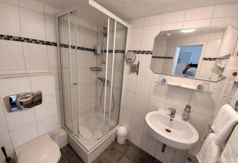 בית מלון כפרי Müller Köln