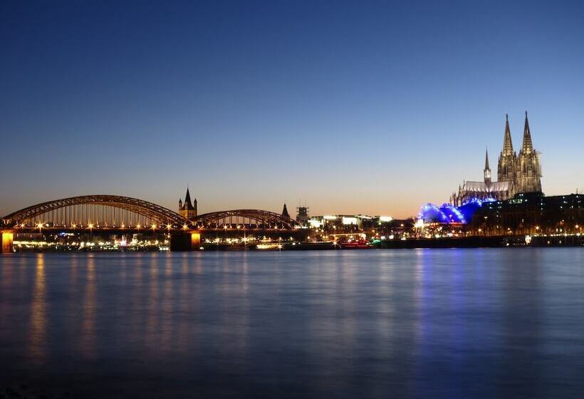 فندق Monte Christo