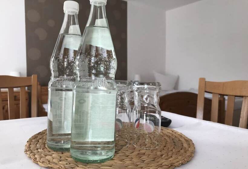 ホテル Pension Neuschönau