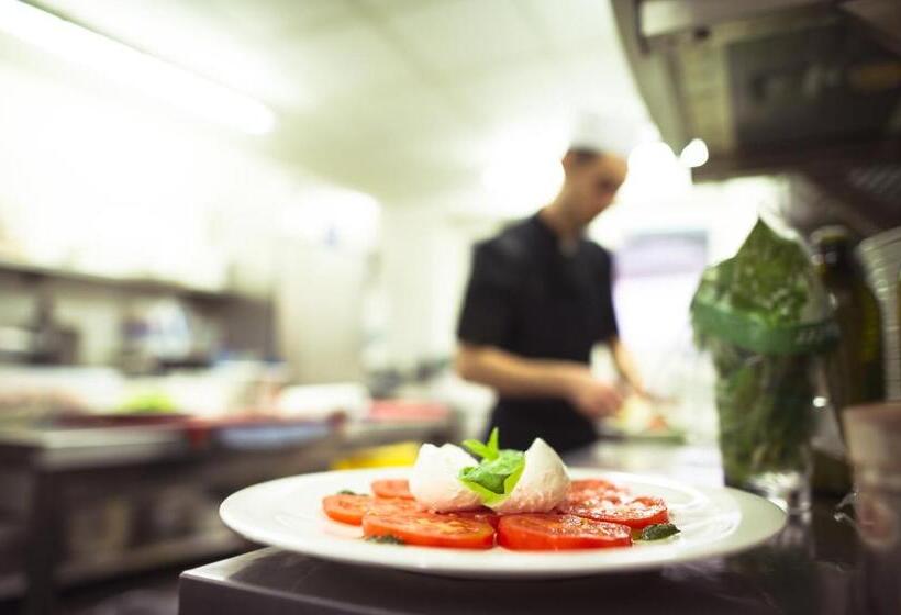 בית מלון כפרי Restaurant 1735