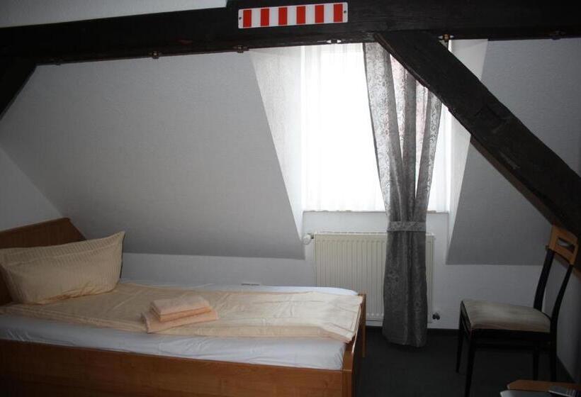 호텔 & Restaurant Aragwi