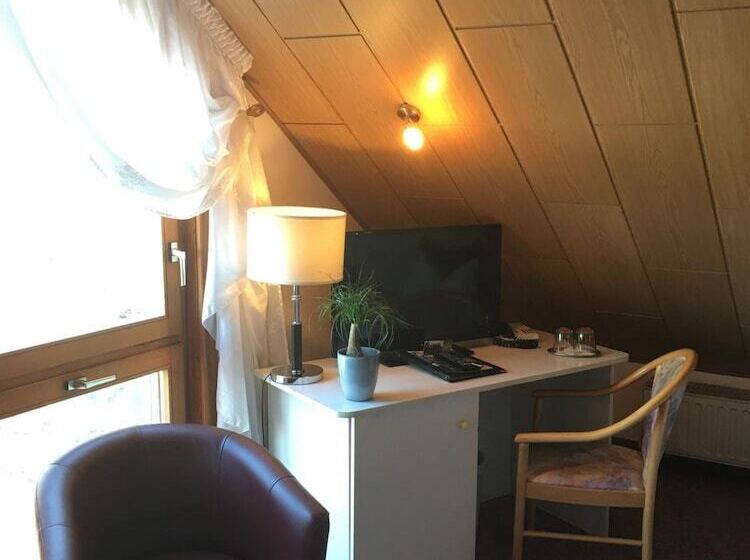 호텔 & Restaurant Park Cafe Isa