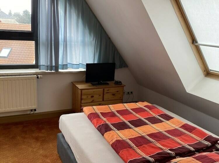 ホテル Restaurant  Pension Zum Aumatal